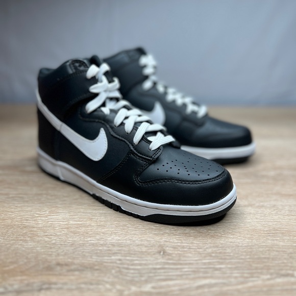 Nike Dunk High GS - Picture 2 of 6